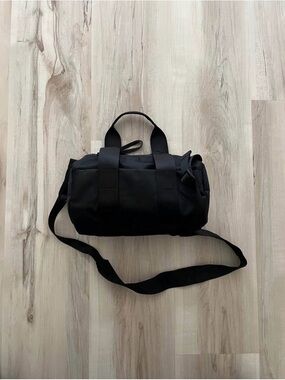 Everlane Recycled Nylon Crossbody Bag